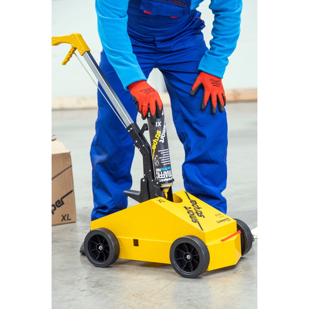 Produktabbildung Nr. 4: A.M.P.E.R.E. Bodenmarkierer Smart Striper®, gelb