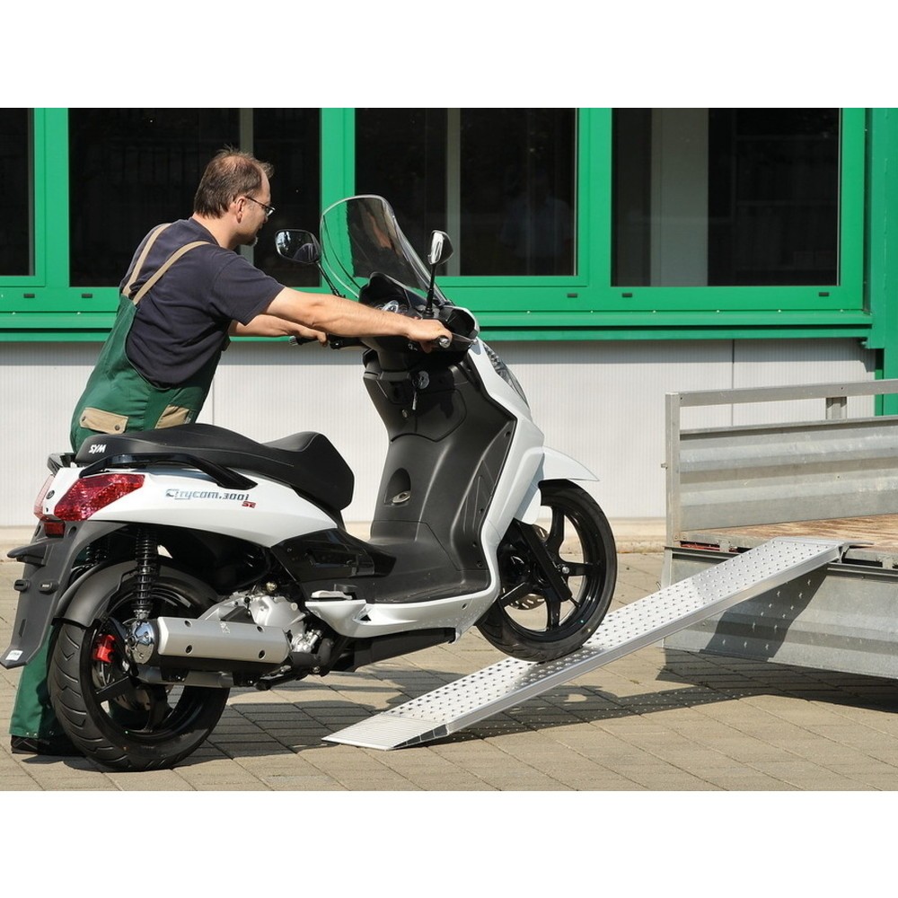 Produktabbildung Nr. 3: Altec Leichte Auffahrrampe AOH, TK 410 kg, LxB 1.470 x 200 mm