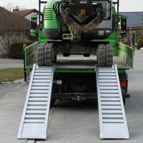 Produktabbildung Nr. 1: Altec Verladeschienen AVS mit Sprossen, ohne Rand, Tragkraft/Paar 1.660 kg, LxB 2.340 x 245 mm