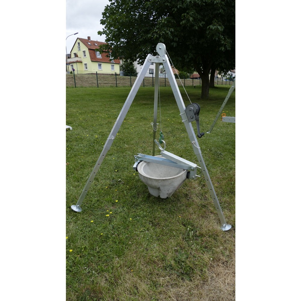 Produktabbildung Nr. 3: Alu-Dreibock DW-200 mit Seilwinde, Stützenlänge min./max. 1.180/1.880 mm, Gesamthub 5.000 mm, TK 200 kg