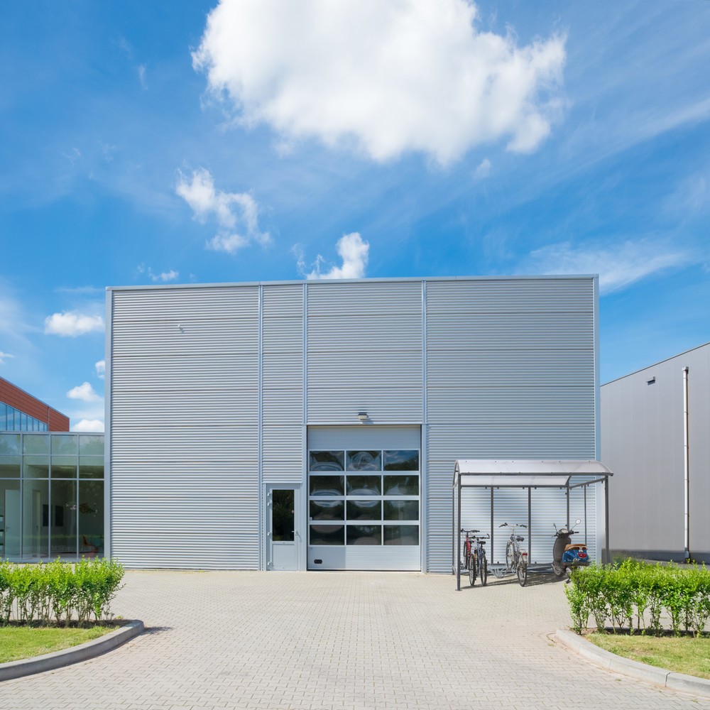 Produktabbildung Nr. 1: MOTTEZ Unterstand für 6 Fahrräder und 2 Scooter, Motorräder