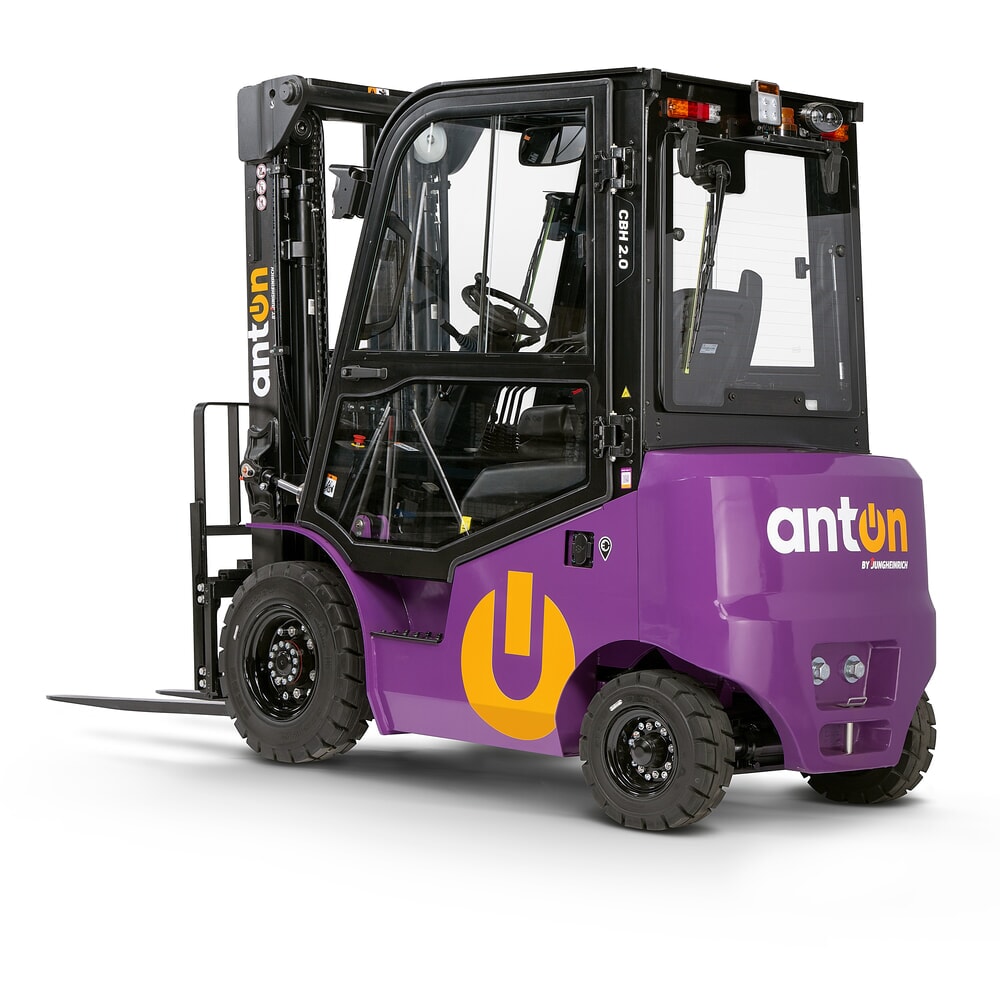 Produktabbildung Nr. 7: AntOn by Jungheinrich Elektro-Stapler CBH 2.0 mit Dreifach-Teleskop-Hubgerüst, Hubhöhe 4800 mm, Tragfähigkeit 2000 kg, Wetterschutzkabine Comfort, inkl. Einbauladegerät