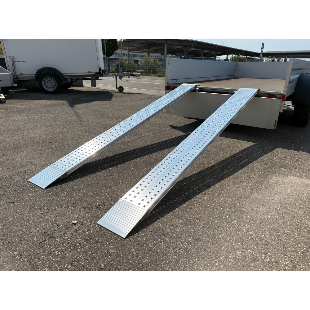 Produktabbildung Nr. 3: Altec Leichte Auffahrrampe AOH, Rutschsicherheit R 12, für leichte Ladegüter, Tragkraft 410 kg, LxB 1.470 x 200 mm