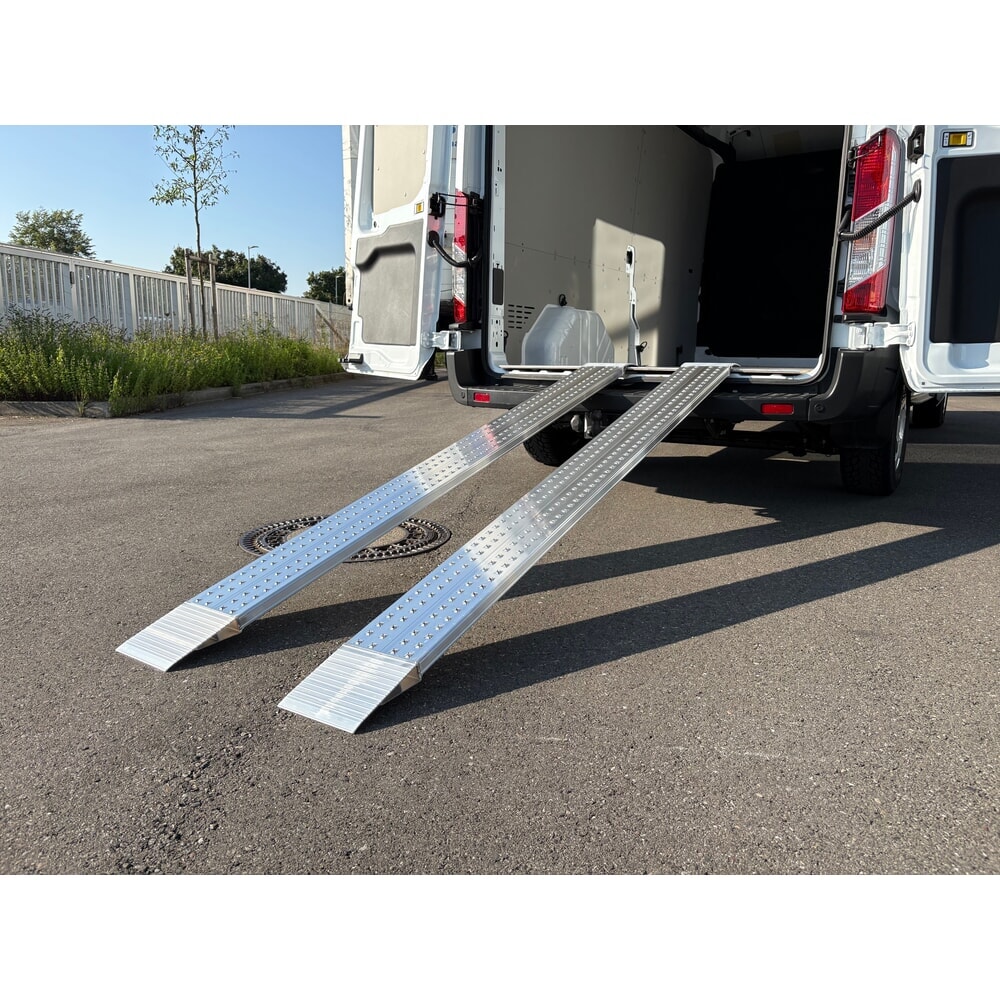 Produktabbildung Nr. 4: Altec Leichte Auffahrrampe AOH, Rutschsicherheit R 12, für leichte Ladegüter, Tragkraft 410 kg, LxB 1.470 x 200 mm