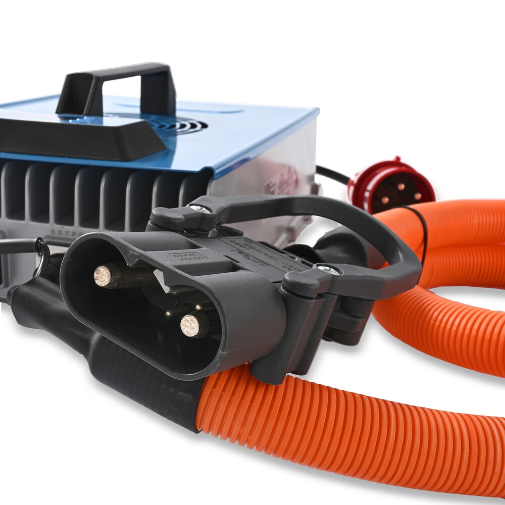 Produktabbildung Nr. 6: Externes Ladegerät D400, 80 V, 60 A, CEE red 32A, 5-pin - 3P+N+E für AntOn by Jungheinrich Elektro-Stapler CBH 2.0