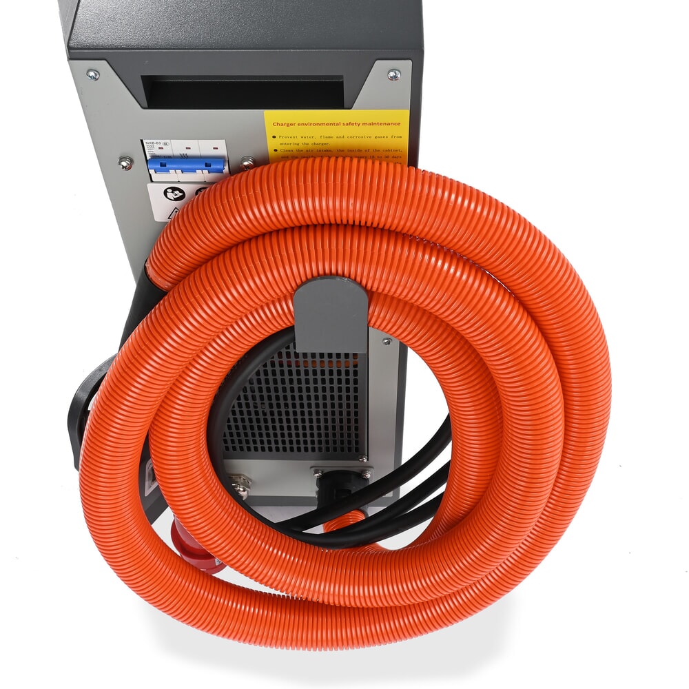 Produktabbildung Nr. 4: Externes Ladegerät D400, 80 V, 100 A, CEE red 32A, 5-pin - 3P+N+E für AntOn by Jungheinrich Elektro-Stapler CBH 2.0