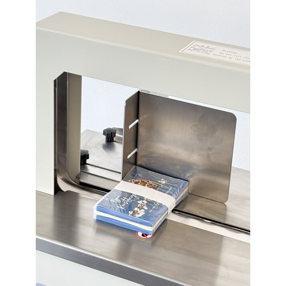 Produktabbildung Nr. 23: Umreifungsmaschine EASY 4720 für Banderolierband, Tischgerät