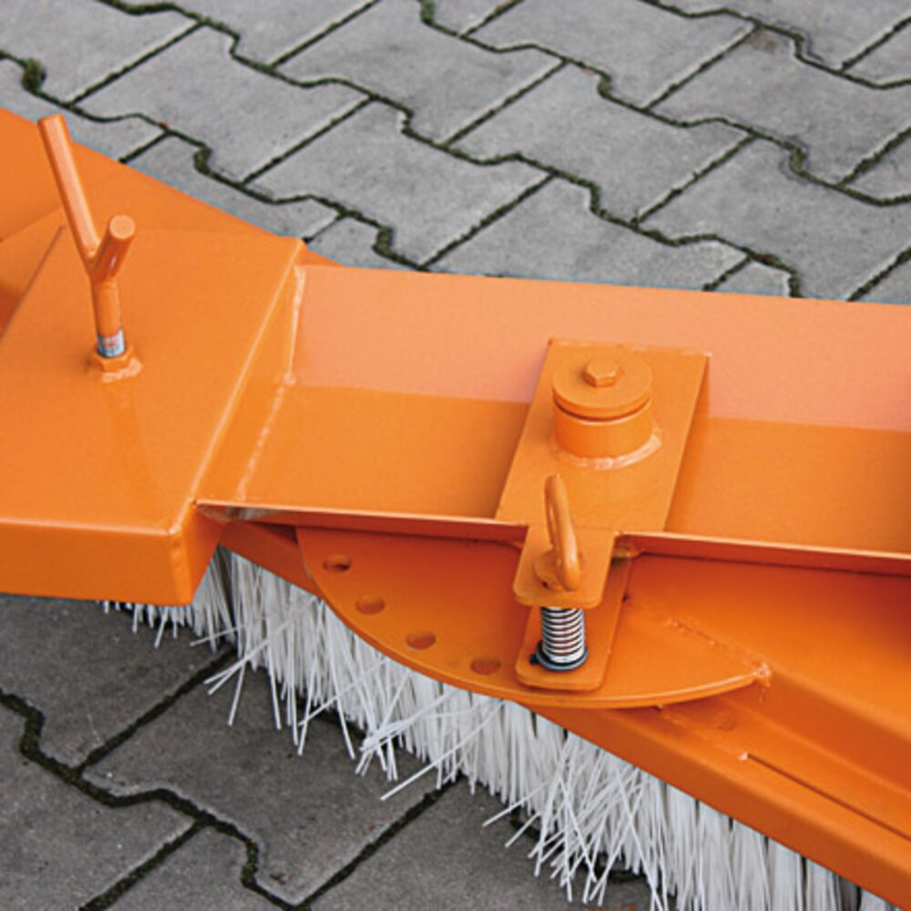 Produktabbildung Nr. 4: Eichinger® Kehrbesen für Gabelstapler, Radlader, etc., Breite 1000 mm reinorange