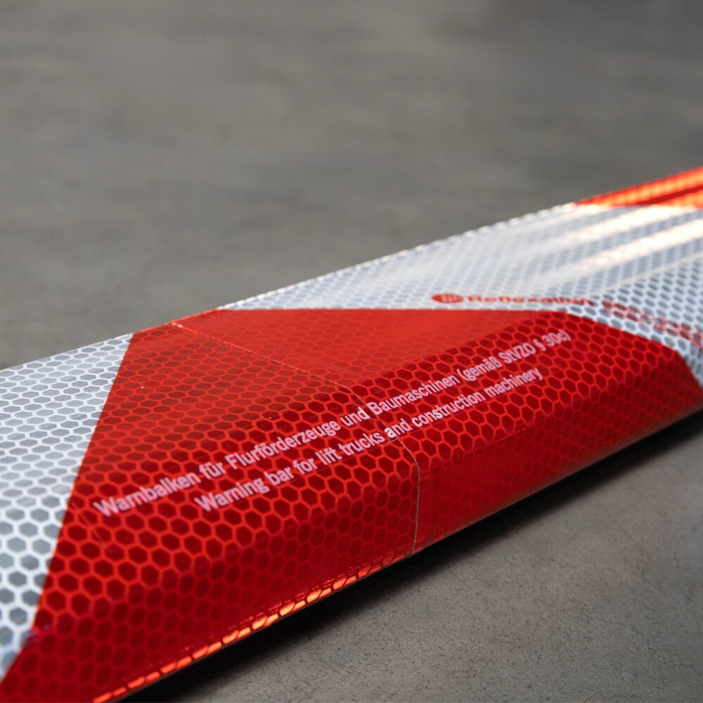 Produktabbildung Nr. 6: VETTER® ZEBRA Warnbalken für Gabelzinken mit Magneten, Länge 800 mm