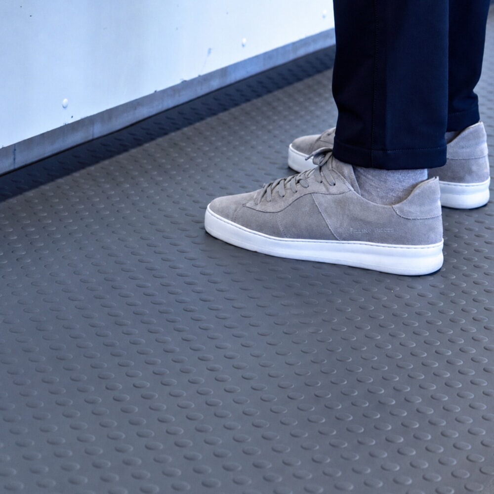 Produktabbildung Nr. 3: REBOURNE® Anti-Ermüdungsmatte W2, für Standzeit bis 8 Stunden, Noppen, grau, BxL 910 mm x 1200 mm