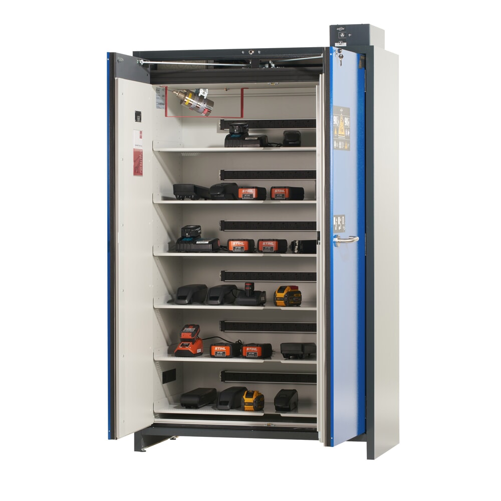 Produktabbildung Nr. 6: asecos® Akku-Sicherheitsschrank Typ 90 für Lithium-Ionen-Batterien ION-PRO-CHARGE, HxBxT 2.224 x 1.193 x 615 mm, 6x gelochte Fachböden, 6x Steckdosenleiste (EU-Ausführung), 1x Bodenauffangwanne