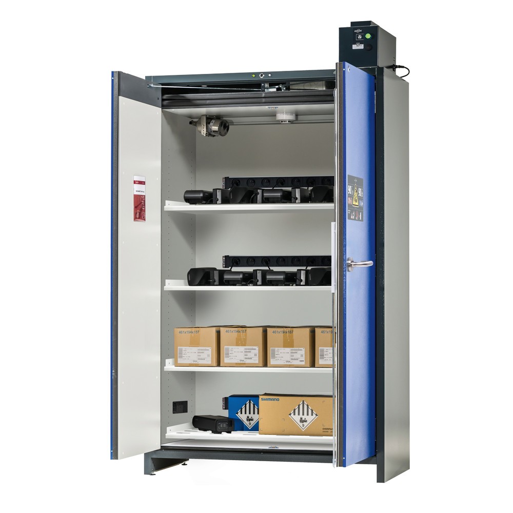 Produktabbildung: asecos® Sicherheitsschrank Typ 90 für Lithium-Ionen-Batterien ION-PRO-CHARGE, HxBxT 2224x1193x615 mm, 4x gelochte Fachböden, 4x Steckdosenleiste (EU-Ausführung), 1x Bodenauffangwanne