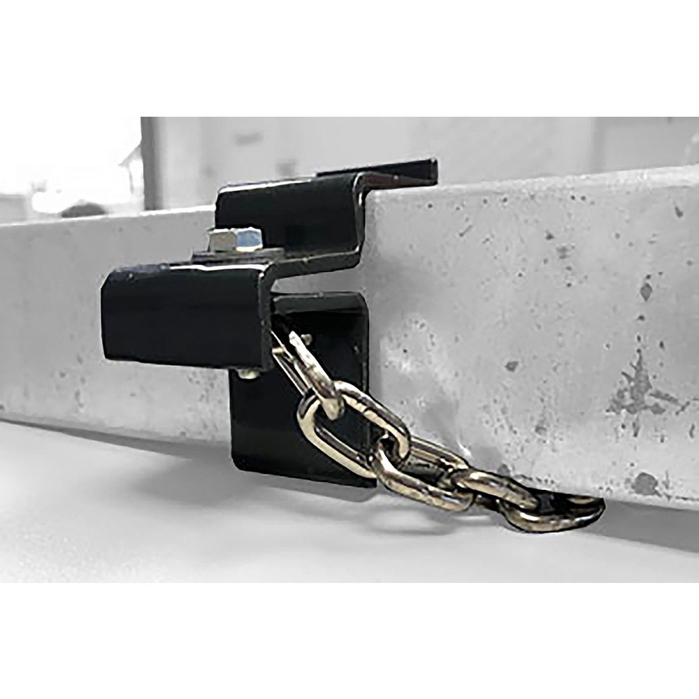 Produktabbildung: Befestigungsschelle zur Aufnahme einer Sperrkette für wsm® Einkaufswagenüberdachung