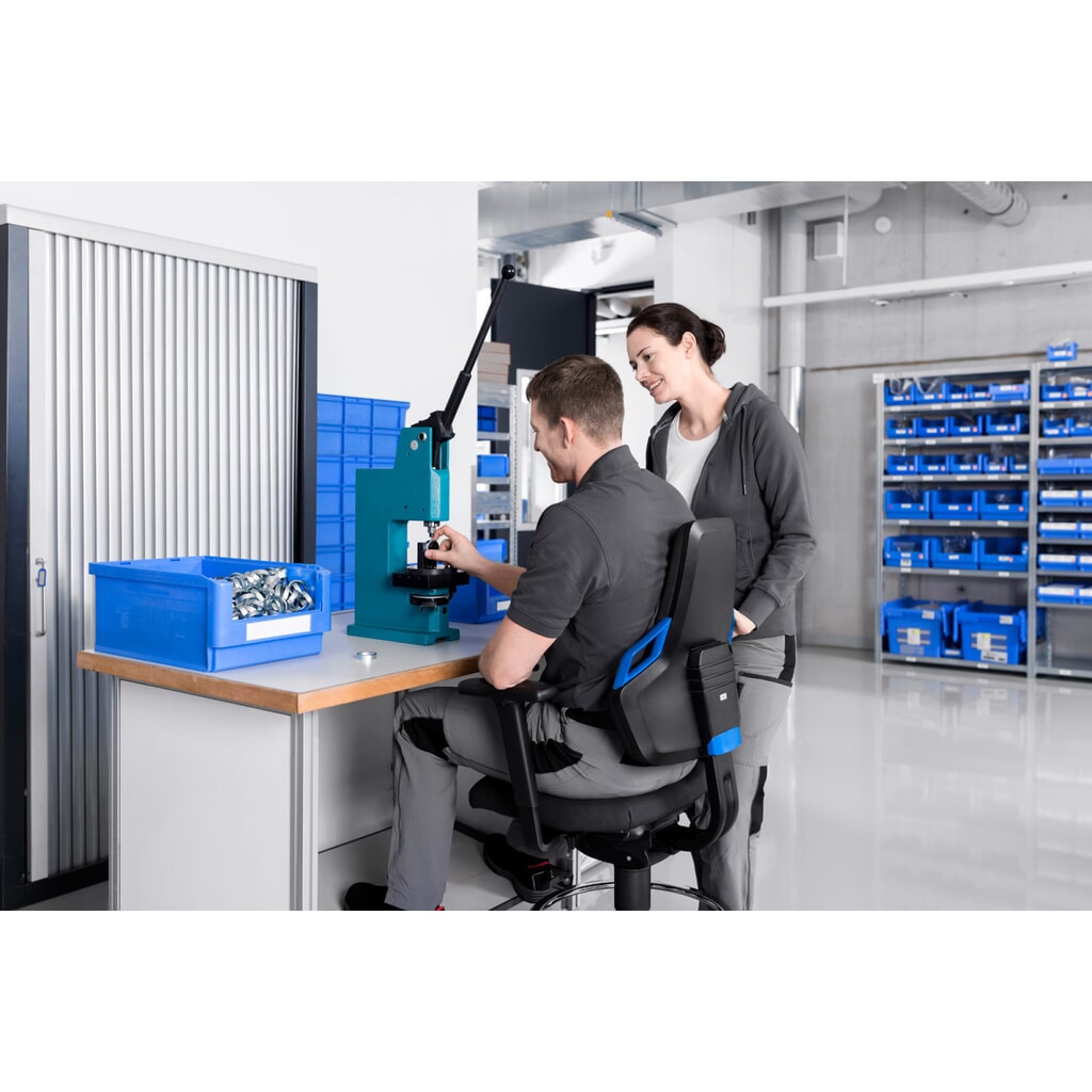 Produktabbildung Nr. 3: bimos Arbeitsdrehstuhl Nexxit, Integralschaum schwarz, Bodengleiter + Fußring, Grifffarbe grau 570-820 mm