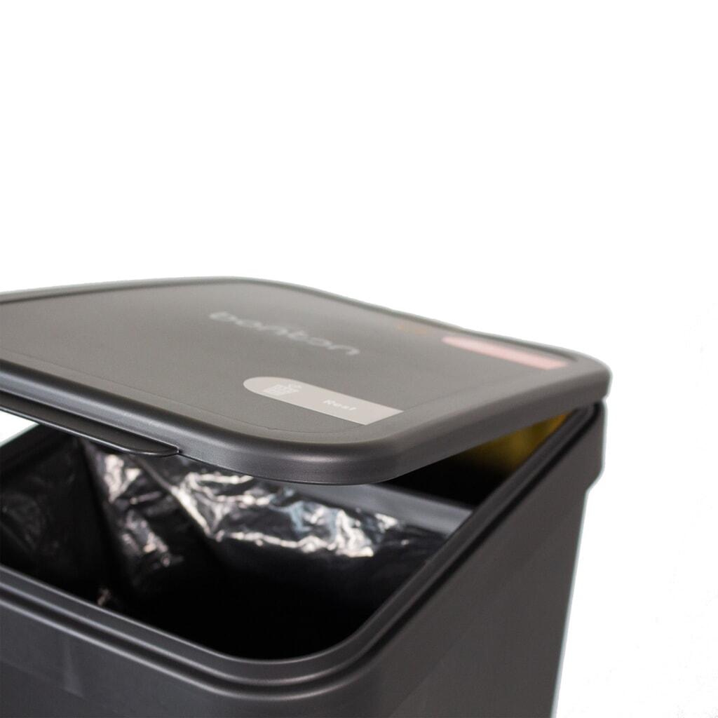 BON TON Circubin Abfallbehälter, aus 100 % recyceltem Polypropylen, 2 x 20 Liter, mit Deckel, anthrazit Produktabbildung Nr. 4: BON TON Circubin Abfallbehälter, aus 100 % recyceltem Polypropylen, 2 x 20 Liter, mit Deckel, anthrazit