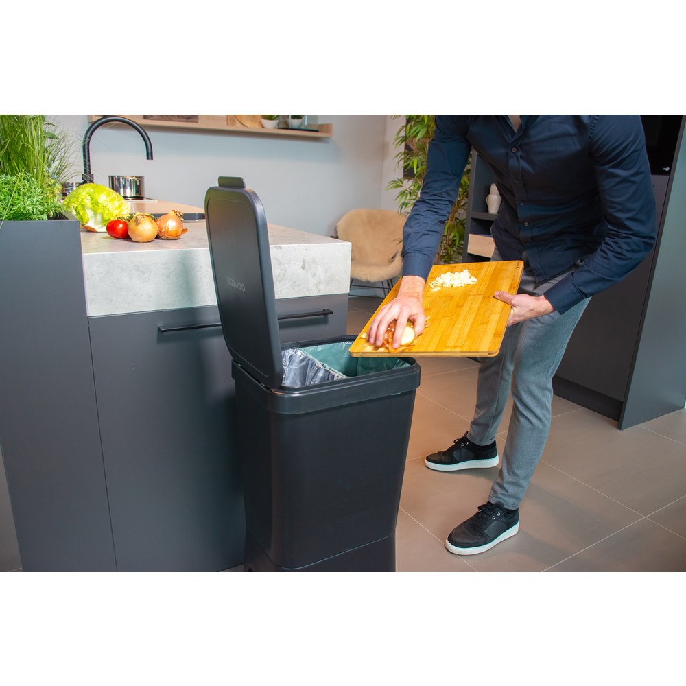 Produktabbildung Nr. 7: BON TON Circubin Abfallbehälter, aus 100 % recyceltem Polypropylen, 2 x 20 Liter, mit Deckel, anthrazit