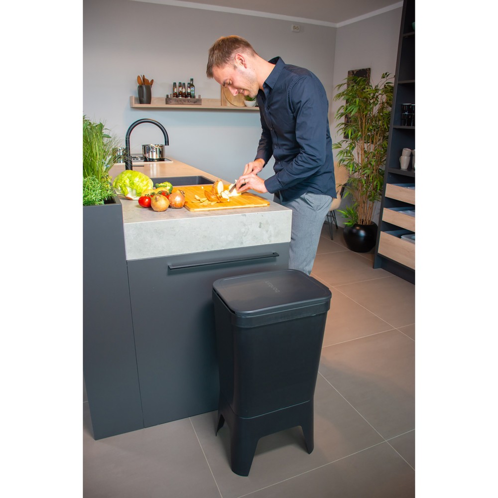 Produktabbildung Nr. 8: BON TON Circubin Abfallbehälter, aus 100 % recyceltem Polypropylen, 2 x 20 Liter, mit Deckel, anthrazit