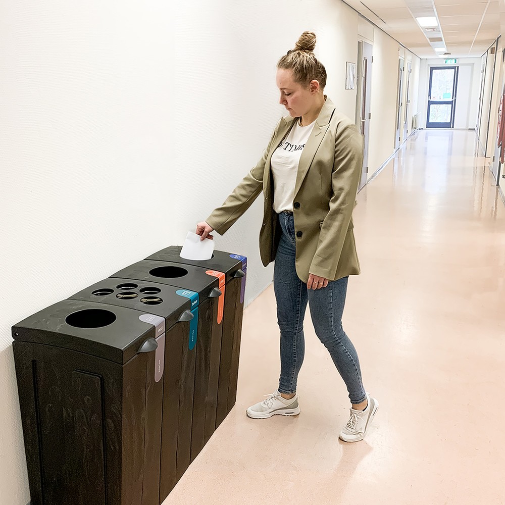 Produktabbildung Nr. 3: BON TON Original Abfallbehälter mit Einwurföffnung, aus 100 % recyceltem Polypropylen, 70 Liter, grau