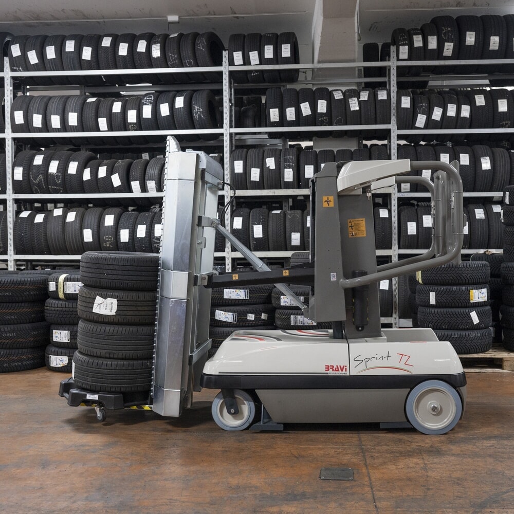 Produktabbildung Nr. 6: Bravi® Platforms Reifenkommissionier-Personenlift Sprint TL