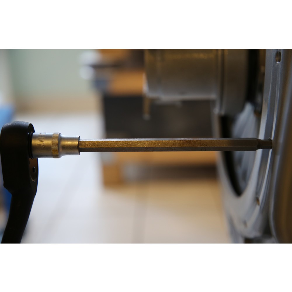 Produktabbildung Nr. 13: BRILLIANT TOOLS 1/2" Innensechskant Bit-Stecknuss, 200 mm lang, 7 mm