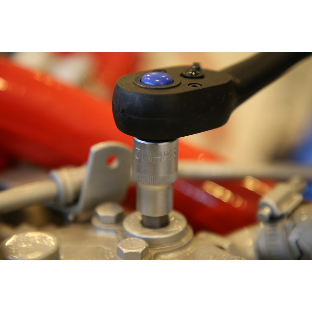 Produktabbildung Nr. 13: BRILLIANT TOOLS 1/2" Innensechskant Bit-Stecknuss, 55 mm lang, 12 mm
