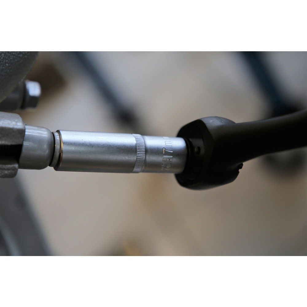 Produktabbildung Nr. 13: BRILLIANT TOOLS 1/2" Sechskant-Stecknuss, lange Ausführung, 17 mm