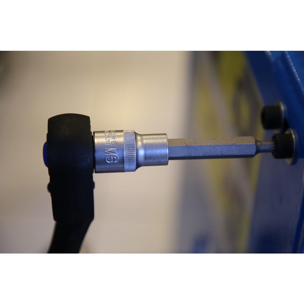 Produktabbildung Nr. 12: BRILLIANT TOOLS 1/2" Vielzahn-Bit-Stecknuss, 100 mm lang, M6