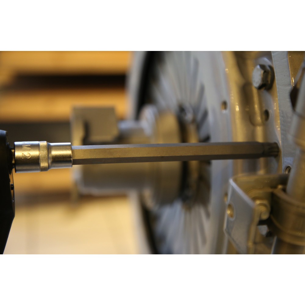 Produktabbildung Nr. 12: BRILLIANT TOOLS 1/2" Vielzahn-Bit-Stecknuss, 200 mm lang, M12