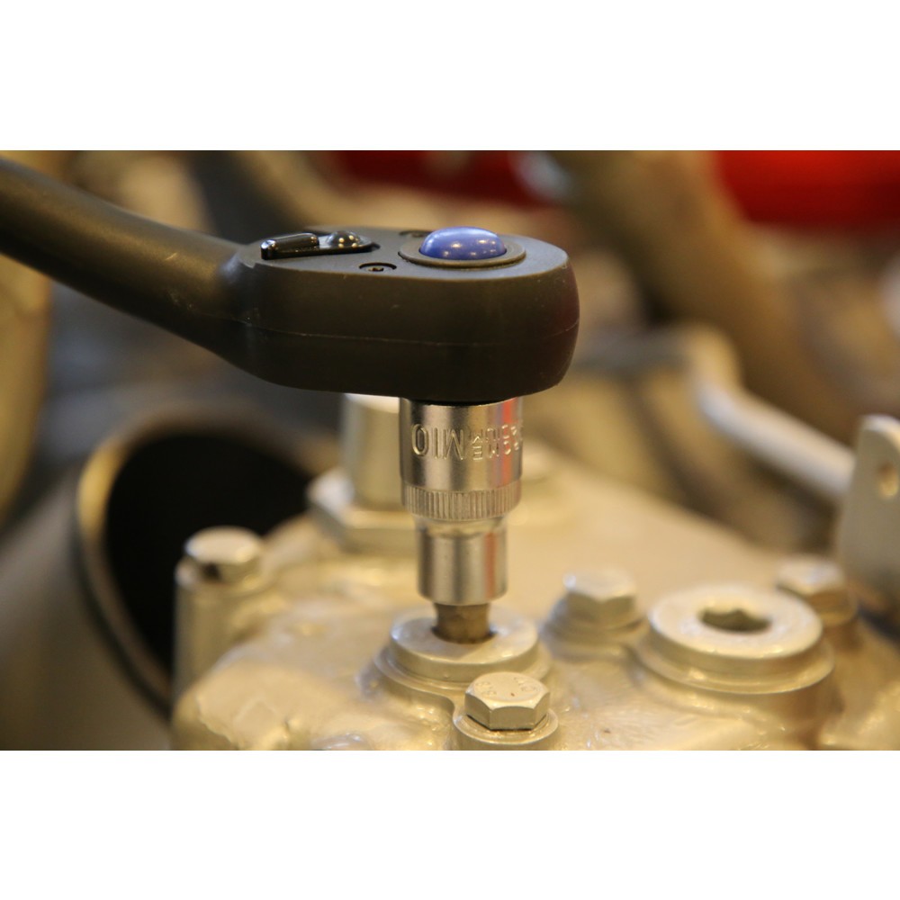Produktabbildung Nr. 12: BRILLIANT TOOLS 1/2" Vielzahn-Bit-Stecknuss, 55 mm lang, M10