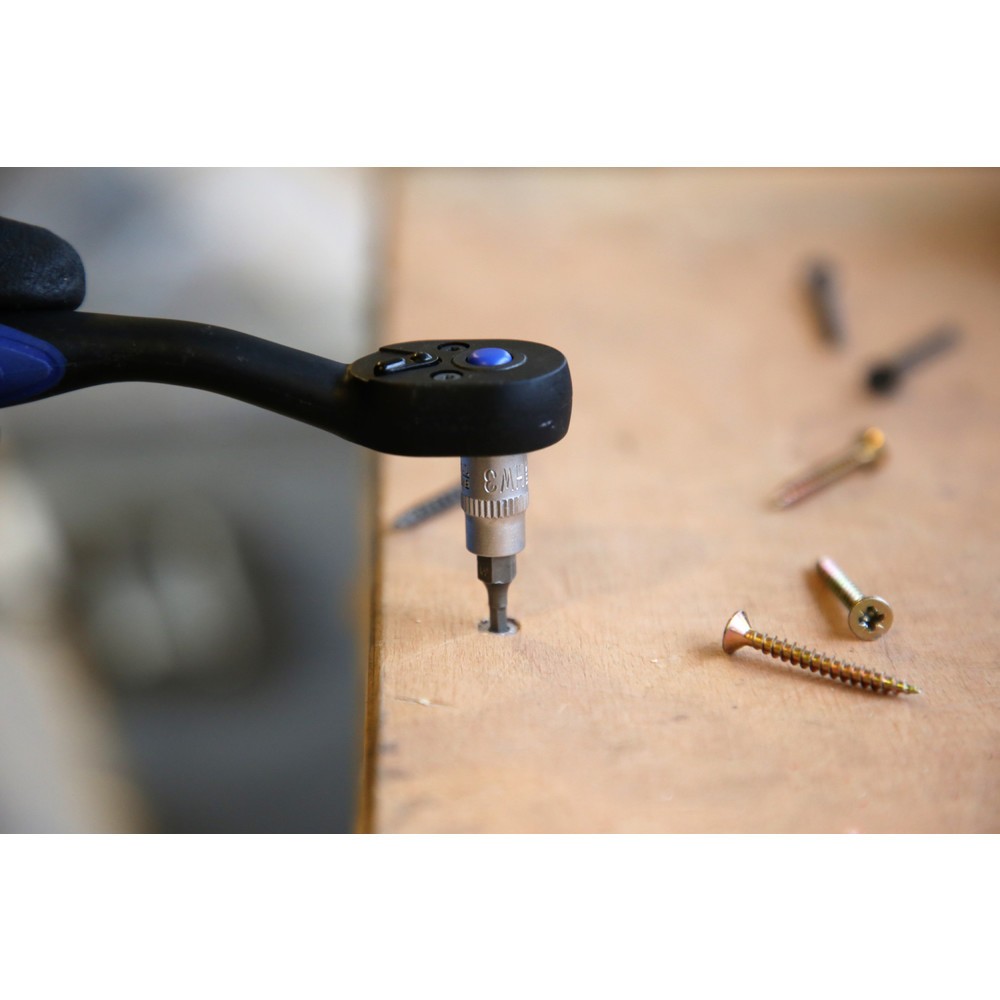 Produktabbildung Nr. 13: BRILLIANT TOOLS 1/4" Innensechskant Bit-Stecknuss, 3 mm