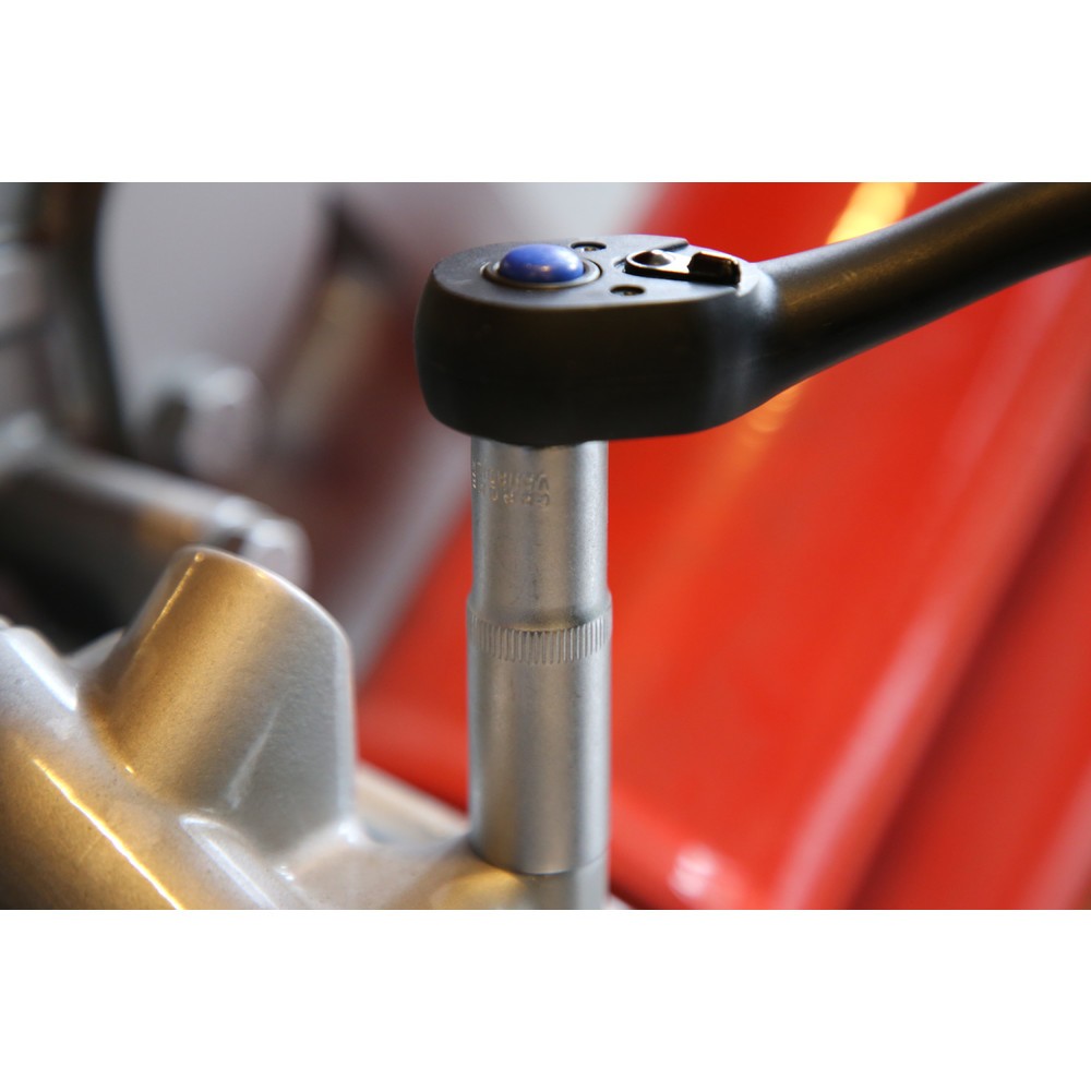 Produktabbildung Nr. 12: BRILLIANT TOOLS 3/8" Sechskant-Stecknuss, lange Ausführung, 15 mm