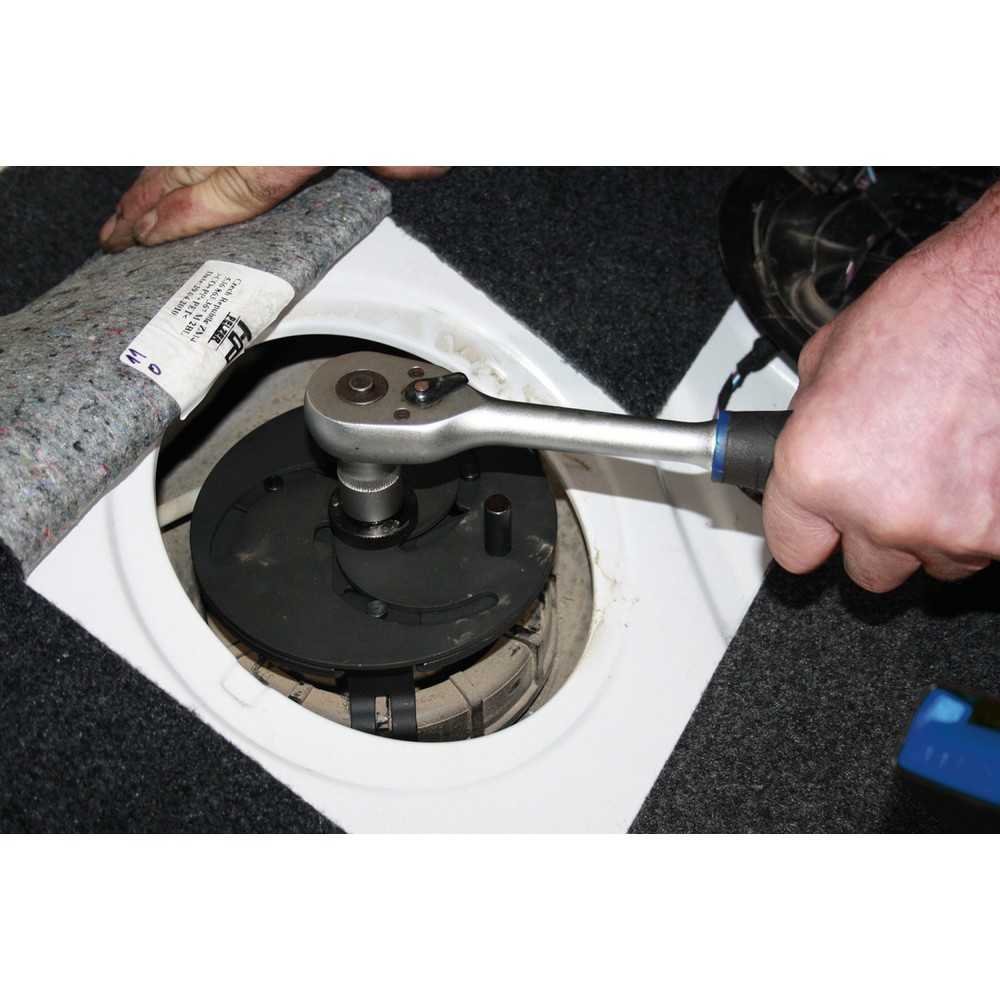 Produktabbildung Nr. 13: BRILLIANT TOOLS Universal Tankgeberschlüssel