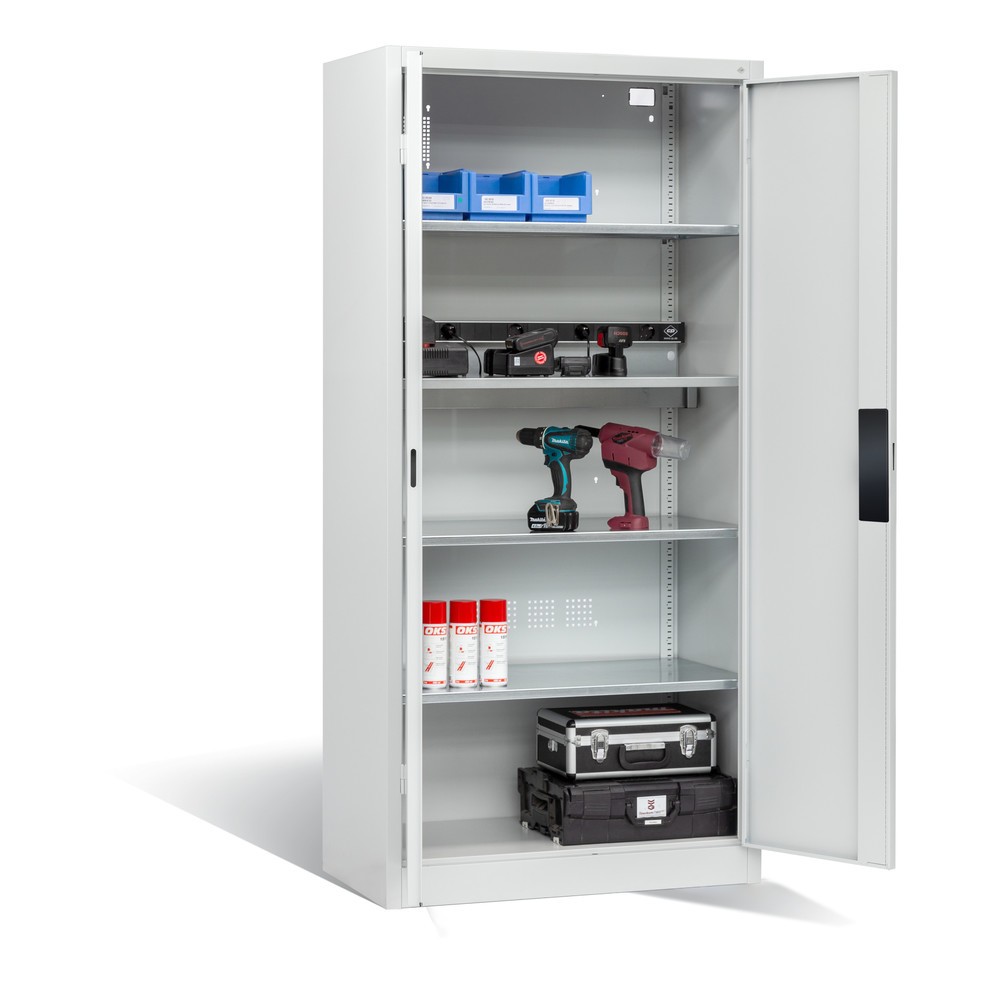 Produktabbildung Nr. 5: C+P Akku-Ladeschrank Serie 89, 1 Elektro-Einlegeboden, 5-fach-Steckdosenleiste, 3 m Zuleitung, lichtgrau/lichtgrau