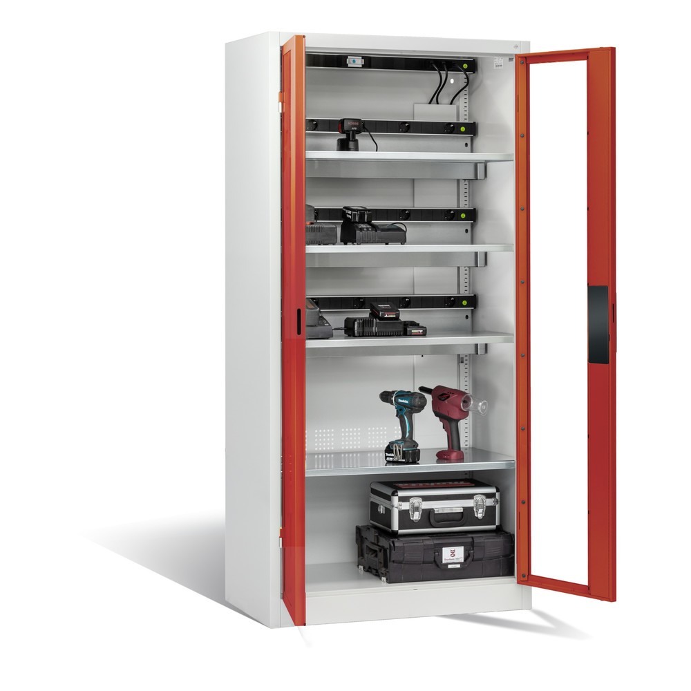 Produktabbildung Nr. 5: C+P Akku-Ladeschrank Serie 89, 3 Elektro-Einlegeböden, 5-fach-Steckdosenleiste, 3 m Zuleitung, Sichtfenster, FI-Schutzschalter, temperaturgesteuerter Lüfter, lichtgrau/feuerrot