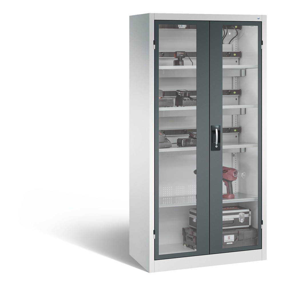 Produktabbildung: C+P Akku-Ladeschrank Serie 89, 3 Elektro-Einlegeböden, 5-fach-Steckdosenleiste, 3 m Zuleitung, Sichtfenster, FI-Schutzschalter, temperaturgesteuerter Lüfter, lichtgrau/anthrazitgrau