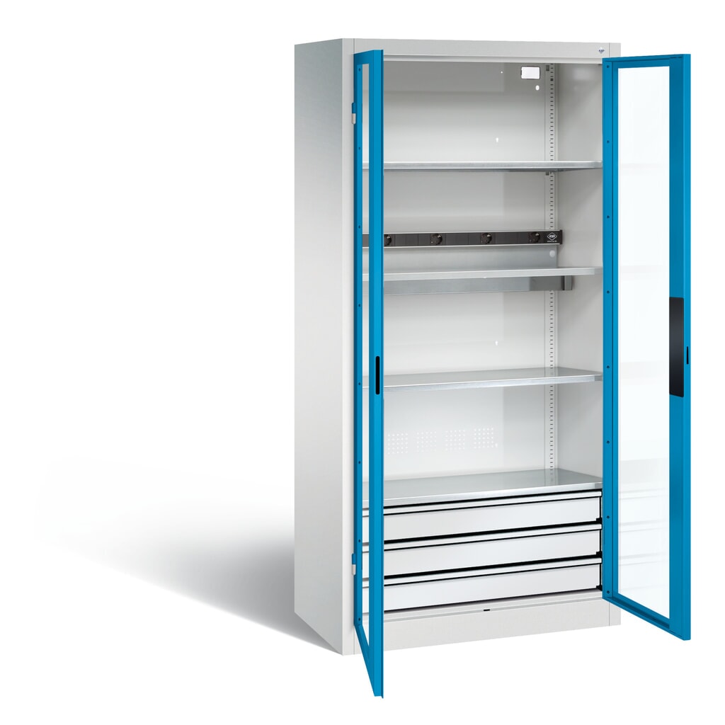 C+P Akku-Ladeschrank Serie 89, 3 Schubladen, 1 Elektro-Einlegeboden, 5-fach-Steckdosenleiste, 3 m Zuleitung, Sichtfenster, lichtgrau/lichtblau Produktabbildung: C+P Akku-Ladeschrank Serie 89, 3 Schubladen, 1 Elektro-Einlegeboden, 5-fach-Steckdosenleiste, 3 m Zuleitung, Sichtfenster, lichtgrau/lichtblau