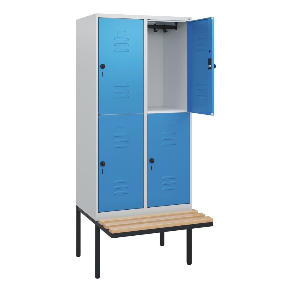 Produktabbildung Nr. 1: C+P Doppelstock-Spind Classic PLUS, 2 Abteile, HxBxT 1.950 x 800 x 815 mm, für Vorhängeschloss, auskragende Bank aus Buche, lichtgrau, lichtblau