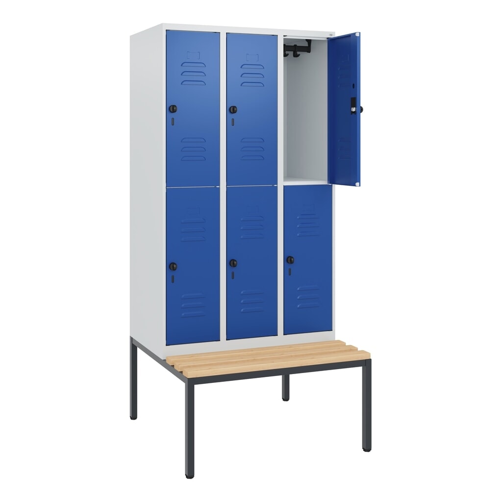 C+P Doppelstock-Spind Classic PLUS, 3 Abteile, HxBxT 1.950 x 900 x 815 mm, für Vorhängeschloss, untergebaute Bank aus Buche, lichtgrau, enzianblau Produktabbildung: C+P Doppelstock-Spind Classic PLUS, 3 Abteile, HxBxT 1.950 x 900 x 815 mm, für Vorhängeschloss, untergebaute Bank aus Buche, lichtgrau, enzianblau