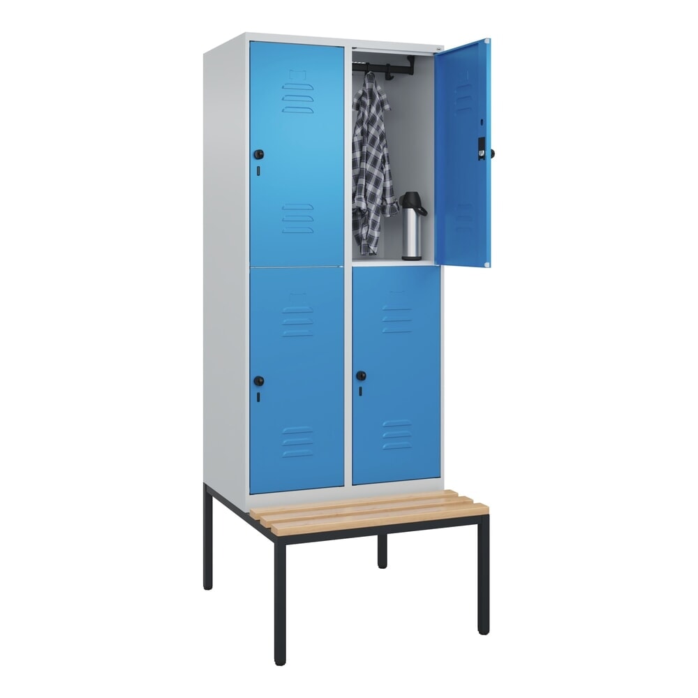 Produktabbildung Nr. 10: C+P Doppelstock-Spind Classic PLUS, 2 Abteile, HxBxT 2.120 x 800 x 815 mm, für Vorhängeschloss, untergebaute Bank aus Buche, lichtgrau, lichtblau