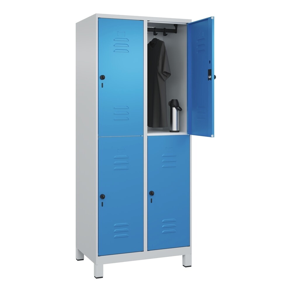 Produktabbildung Nr. 10: C+P Doppelstock-Spind Classic PLUS, Füße, 2 Abteile, HxBxT 1.950 x 800 x 500 mm, lichtgrau, lichtblau, 4 Fächer, für Vorhängeschloss