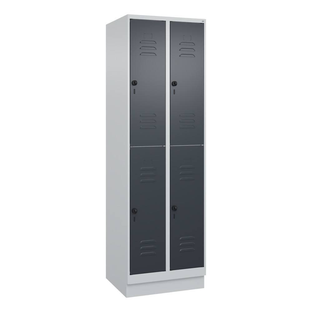 Produktabbildung: C+P Doppelstock-Spind Classic PLUS, Sockel, 2 Abteile, HxBxT 1.950 x 600 x 500 mm, lichtgrau, anthrazitgrau, 4 Fächer, für Vorhängeschloss