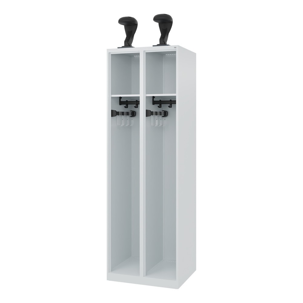 Produktabbildung Nr. 1: C+P Feuerwehrspind EXPERT, Bodengleiter, 2 Abteile, HxBxT 1.850 x 600 x 500 mm, lichtgrau, mit Helmhalter