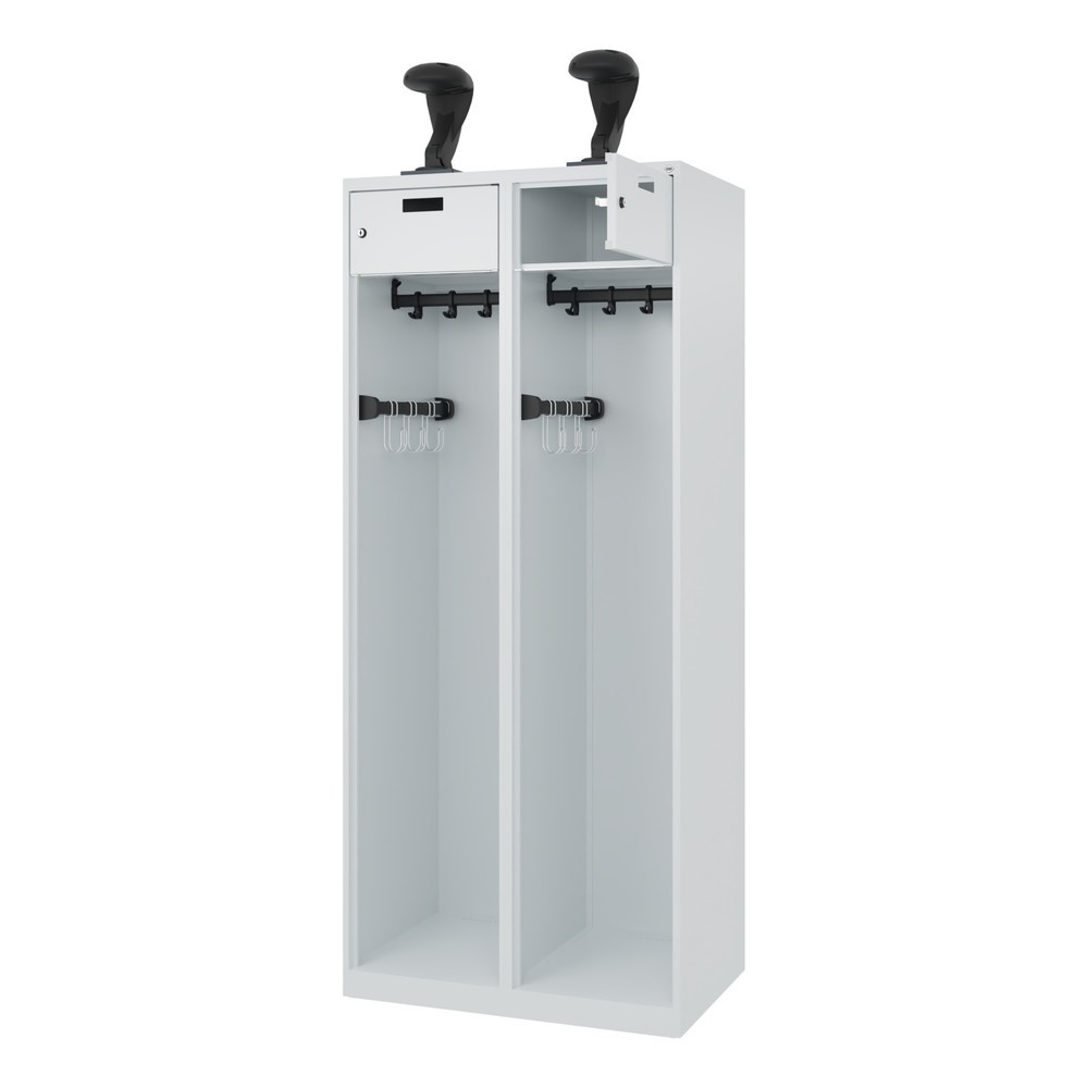 Produktabbildung Nr. 1: C+P Feuerwehrspind PRAKTUS, Bodengleiter, 2 Abteile, HxBxT 1.850 x 800 x 500 mm, lichtgrau, mit Helmhalter