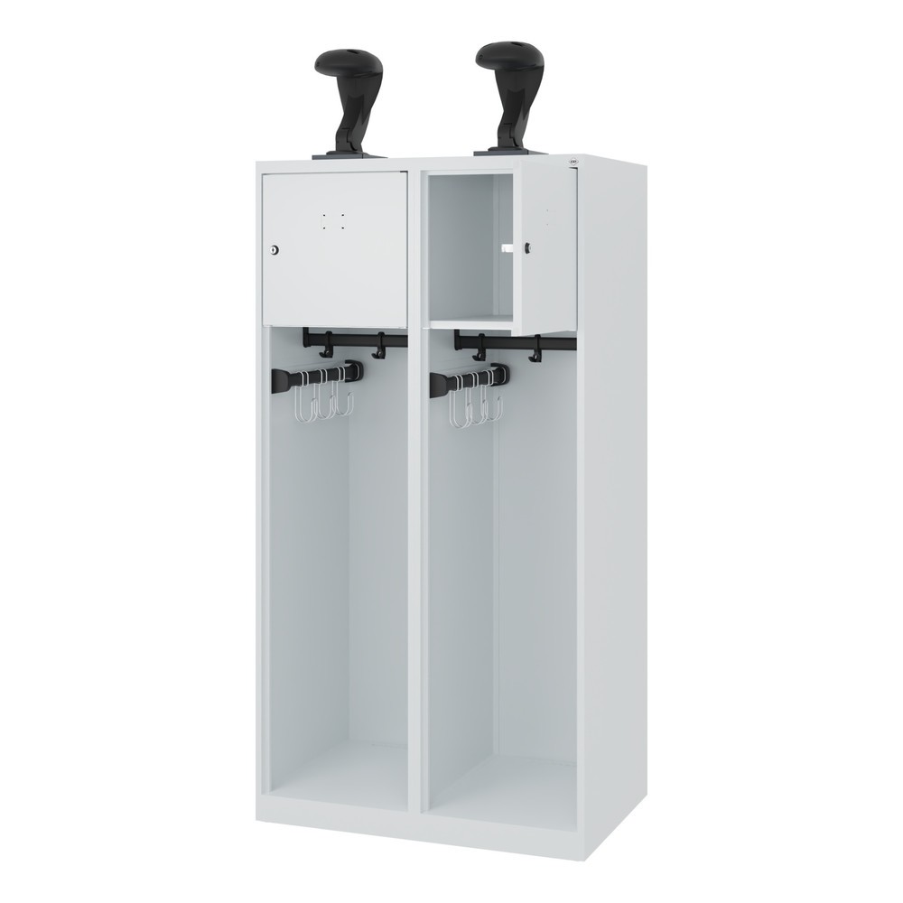 Produktabbildung: C+P Feuerwehrspind YOUNGSTER, Bodengleiter, 2 Abteile, HxBxT 1.530 x 800 x 500 mm, lichtgrau, mit Helmhalter