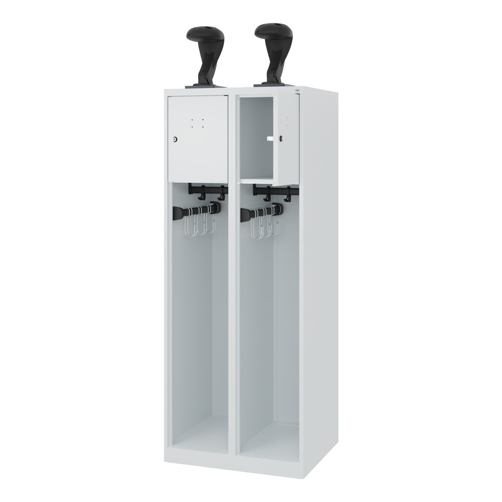 Produktabbildung: C+P Feuerwehrspind YOUNGSTER, Bodengleiter, 2 Abteile, HxBxT 1.530 x 600 x 500 mm, lichtgrau, mit Helmhalter
