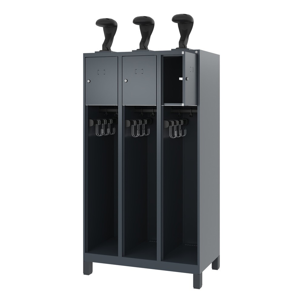 Produktabbildung: C+P Feuerwehrspind YOUNGSTER, Füße, 3 Abteile, HxBxT 1.530 x 900 x 500 mm, anthrazitgrau, mit Helmhalter