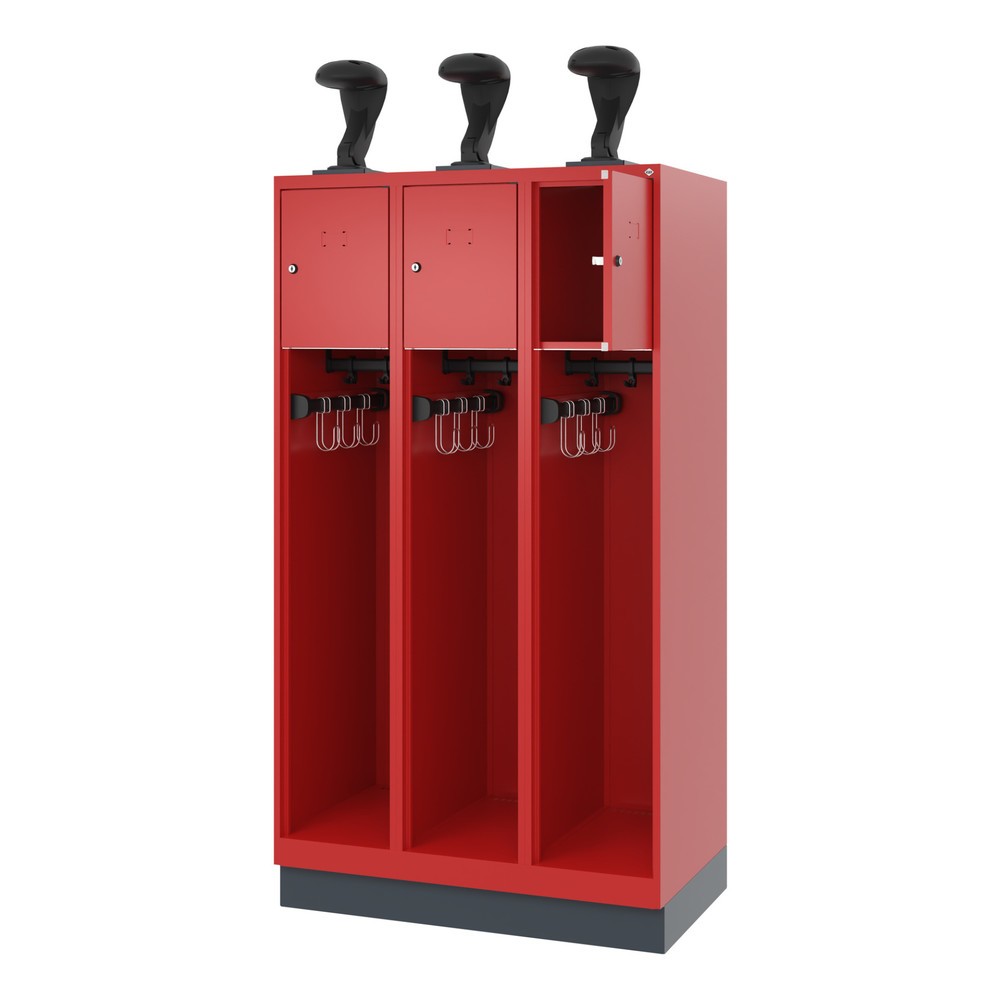 Produktabbildung: C+P Feuerwehrspind YOUNGSTER, Sockel, 3 Abteile, HxBxT 1.530 x 900 x 500 mm, feuerrot, mit Helmhalter