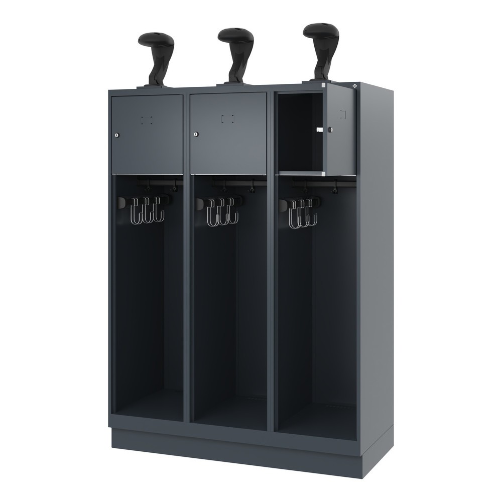 Produktabbildung: C+P Feuerwehrspind YOUNGSTER, Sockel, 3 Abteile, HxBxT 1.530 x 1.200 x 500 mm, anthrazitgrau, mit Helmhalter