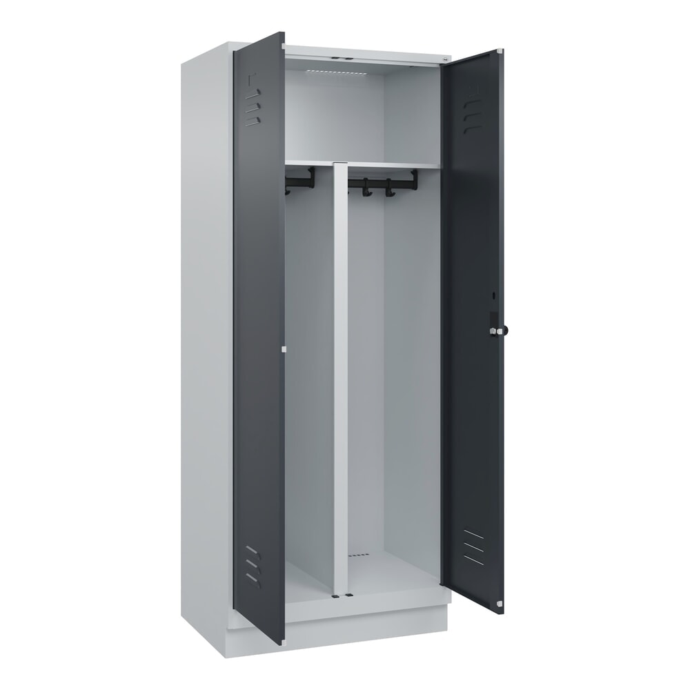 C+P PSA Doppel-Spind Classic PLUS, Sockel, 2 Abteile, HxBxT 1.950 x 800 x 500 mm, lichtgrau, anthrazitgrau, für Vorhängeschloss Produktabbildung: C+P PSA Doppel-Spind Classic PLUS, Sockel, 2 Abteile, HxBxT 1.950 x 800 x 500 mm, lichtgrau, anthrazitgrau, für Vorhängeschloss
