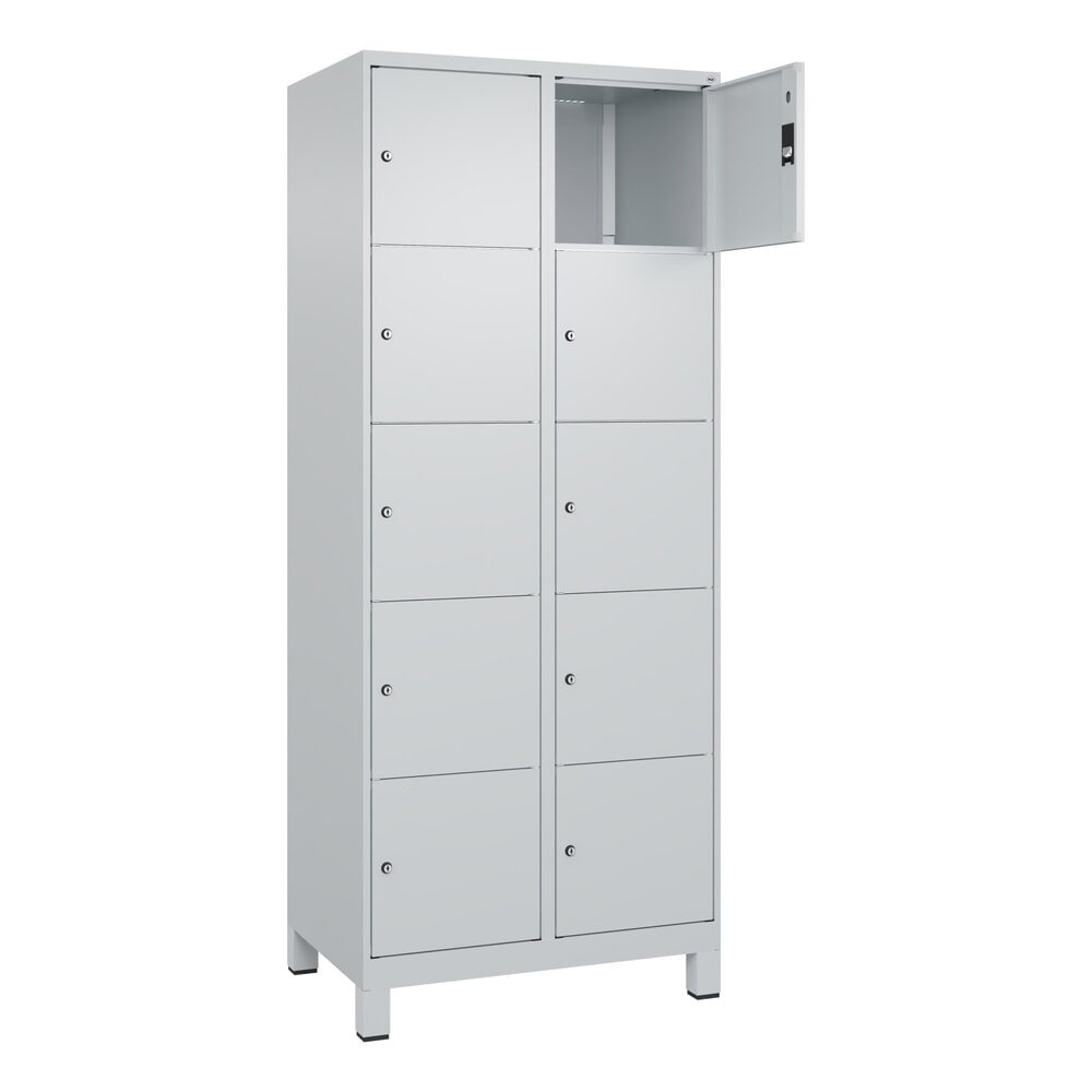 Produktabbildung Nr. 1: C+P Schließfachschrank Classic PLUS, Füße, 2 Abteile, HxBxT 1.950 x 800 x 500 mm, lichtgrau, lichtgrau, 10 Fächer, Zylinderschloss